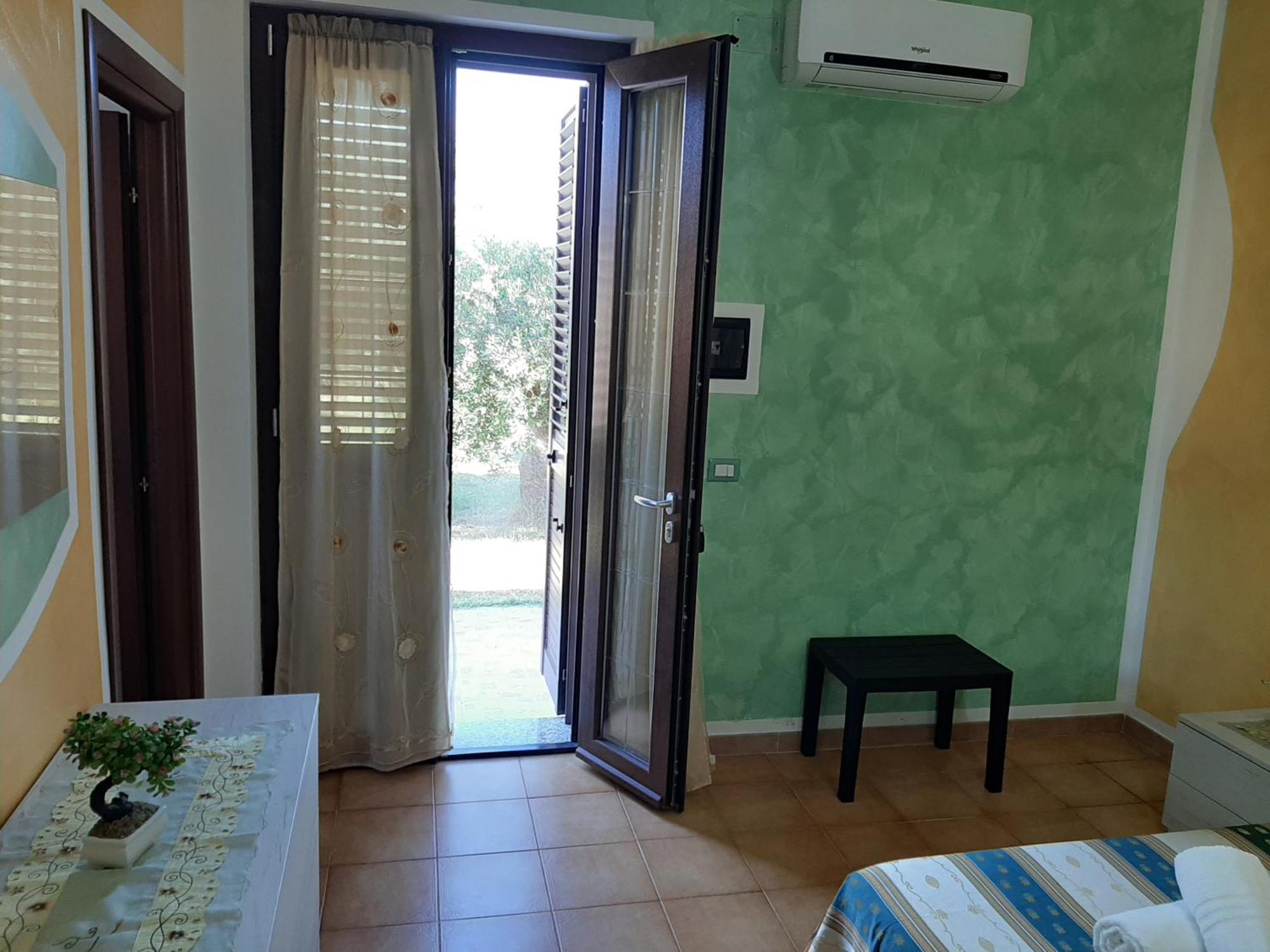 Rita B&B Sea Sun And Nature Santa Maria la Palma Exterior foto